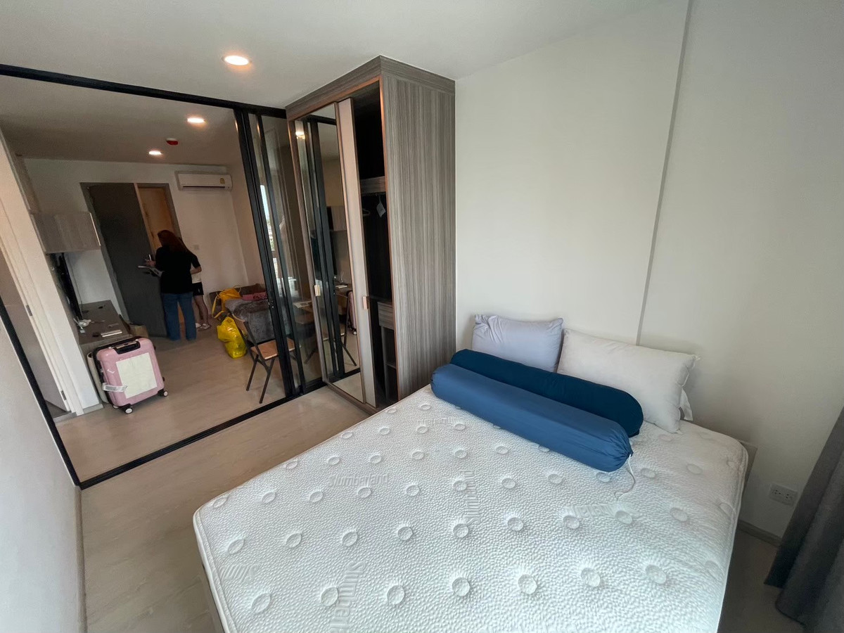 For RentCondoVipawadee, Don Mueang, Lak Si : Knightsbridge Phahonyothin - Interchange, 1 bedroom, 1 bathroom, size 35 sq m, Building B, 8th floor, rental price 14000 baht per month.