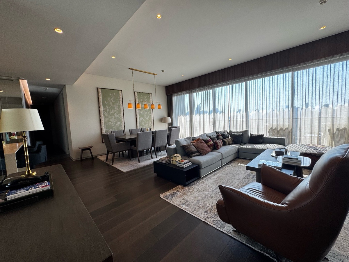 ให้เช่าคอนโดสุขุมวิท อโศก ทองหล่อ : 🏙 𝑭𝒐𝒓 𝒓𝒆𝒏𝒕 3 bedrooms @ 𝑻𝒆𝒍𝒂 𝑻𝒉𝒐𝒏𝒈𝒍𝒐𝒓 | 𝑼𝒍𝒕𝒓𝒂 𝒍𝒖𝒙𝒖𝒓𝒚 𝒊𝒏 𝒕𝒉𝒆 𝒎𝒊𝒅𝒅𝒍𝒆 𝒉𝒆𝒂𝒓𝒕 𝒐𝒇 𝑻𝒉𝒐𝒏𝒈𝒍𝒐𝒓 