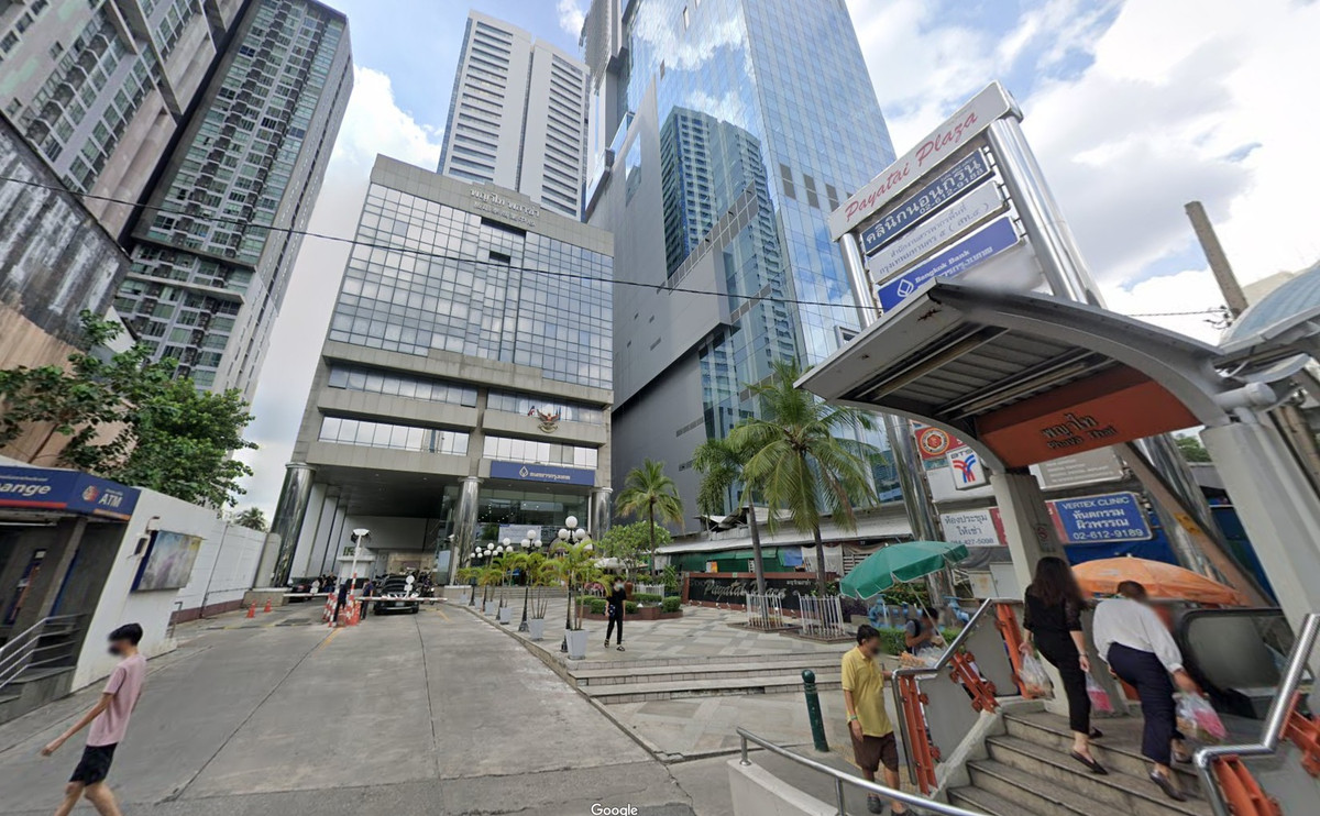 For SaleOfficeRatchathewi,Phayathai : Office space for sale, 93 sq m., Phayathai Plaza, next to BTS Phayathai.