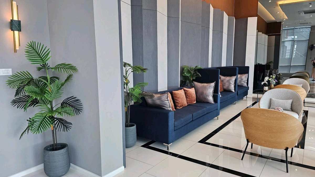 For RentCondoPinklao, Charansanitwong : 🌟 Brand new room, high view, open, comfortable, close to MRT, easy to travel, meets the needs of city people. Ready to move in immediately!