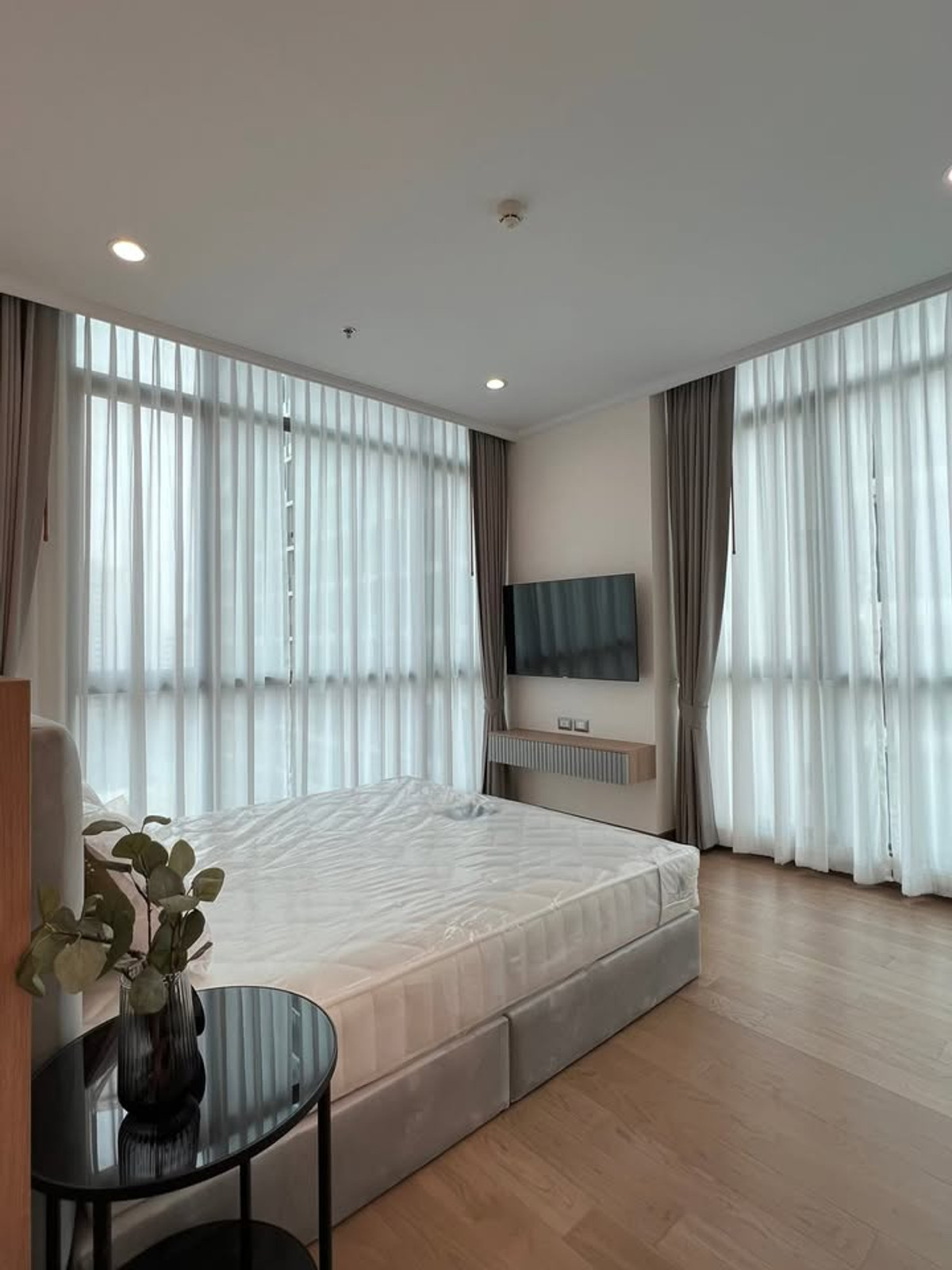 CondoSukhumvit, Asoke, Thonglor : ✨ Condo for Rent / Sale Supalai Oriental Sukhumvit 39 Spacious Unit - Near BTS Phrom Phong✨