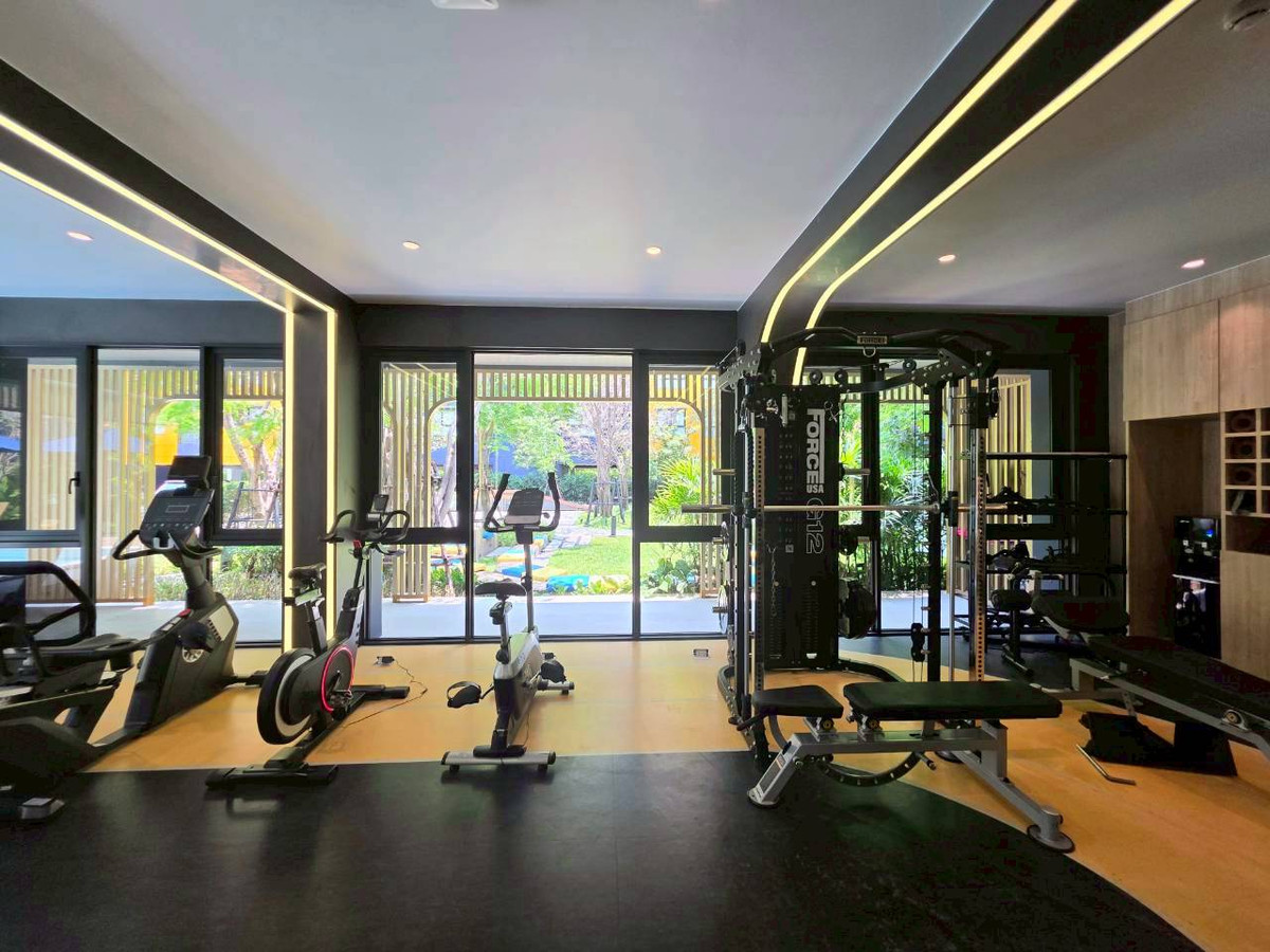 ให้เช่าคอนโดปทุมธานี รังสิต ธรรมศาสตร์ : ให้เช่า! ห้องใหม่ ไม่เคยมีผู้เช่า dcondo Shine รังสิต ✨ Rare Item ส่วนตัวสุดๆ ไม่มีห้องตรงข้าม เฟอร์-เครื่องใช้ไฟฟ้าครบ หิ้วกระเป๋าเข้าอยู่ได้เลย! 