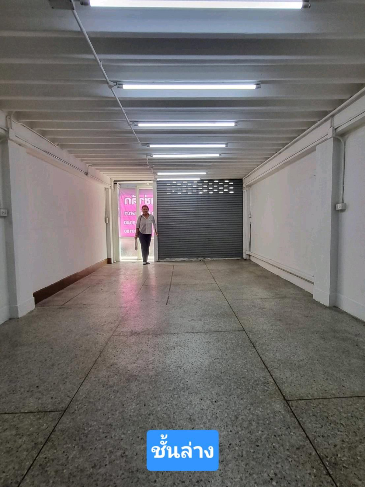 For RentShop HouseOnnut, Udomsuk : Commercial building for rent on the main road, near BTS Bang Chak.