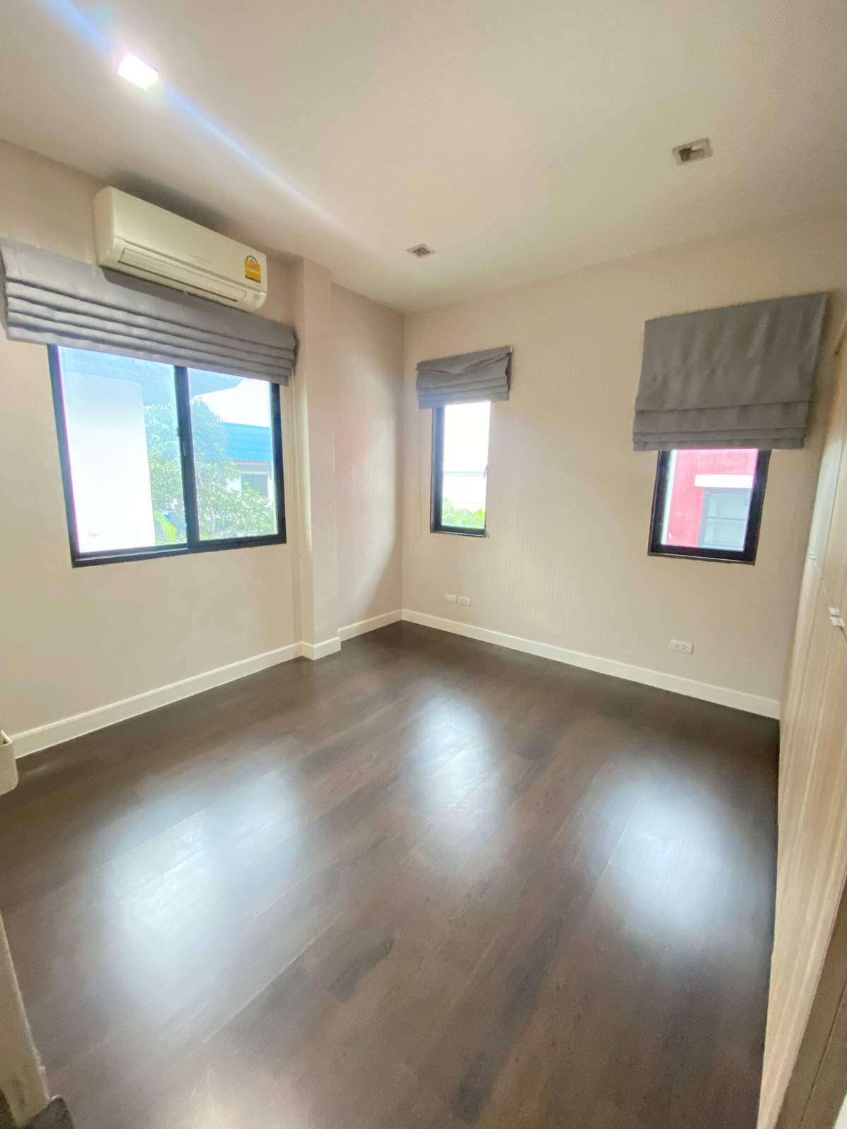 ขายบ้านนวมินทร์ รามอินทรา : เศรษฐสิริ วัชรพล / 3 ห้องนอน (ขาย), Setthasiri Watcharapol / 3 Bedrooms (FOR SALE) DIT035