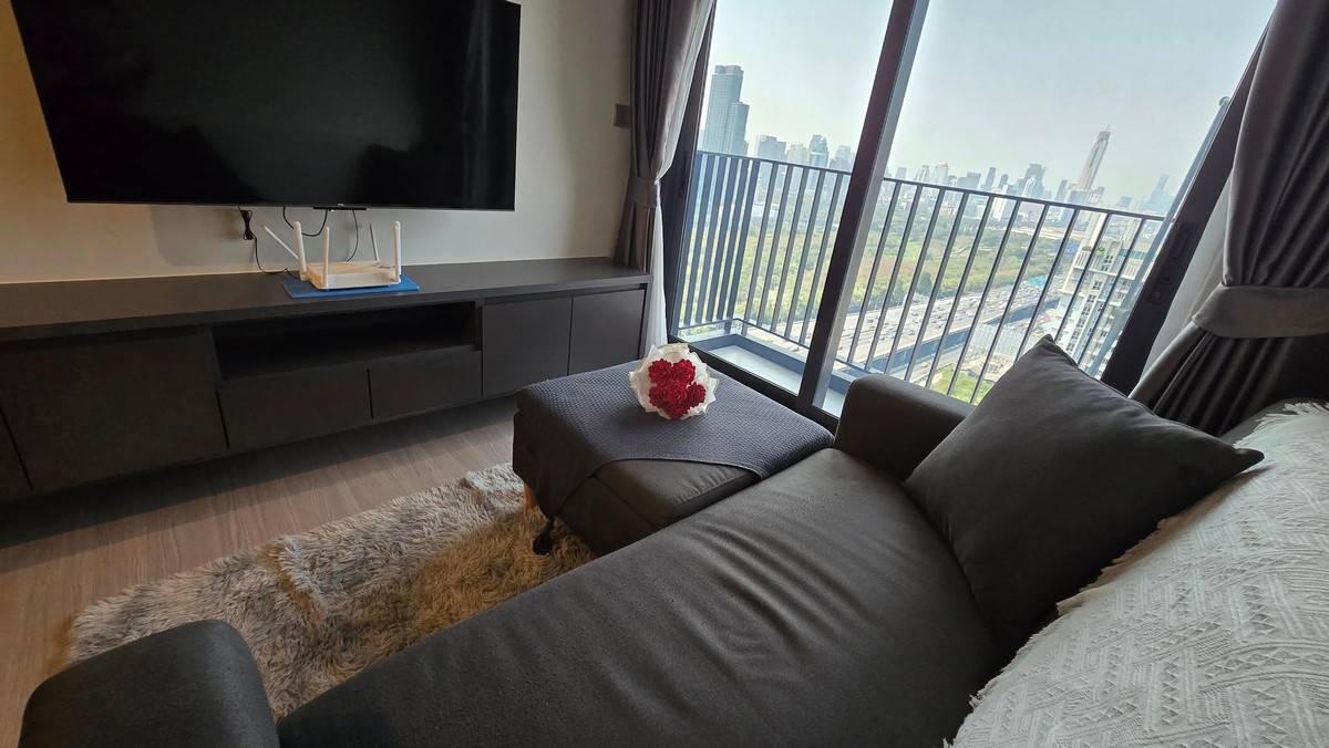 ให้เช่าคอนโดพระราม 9 เพชรบุรีตัดใหม่ RCA : ให้เช่า Life Asoke Hype ราคา 25,000 บาท [TTr260326]