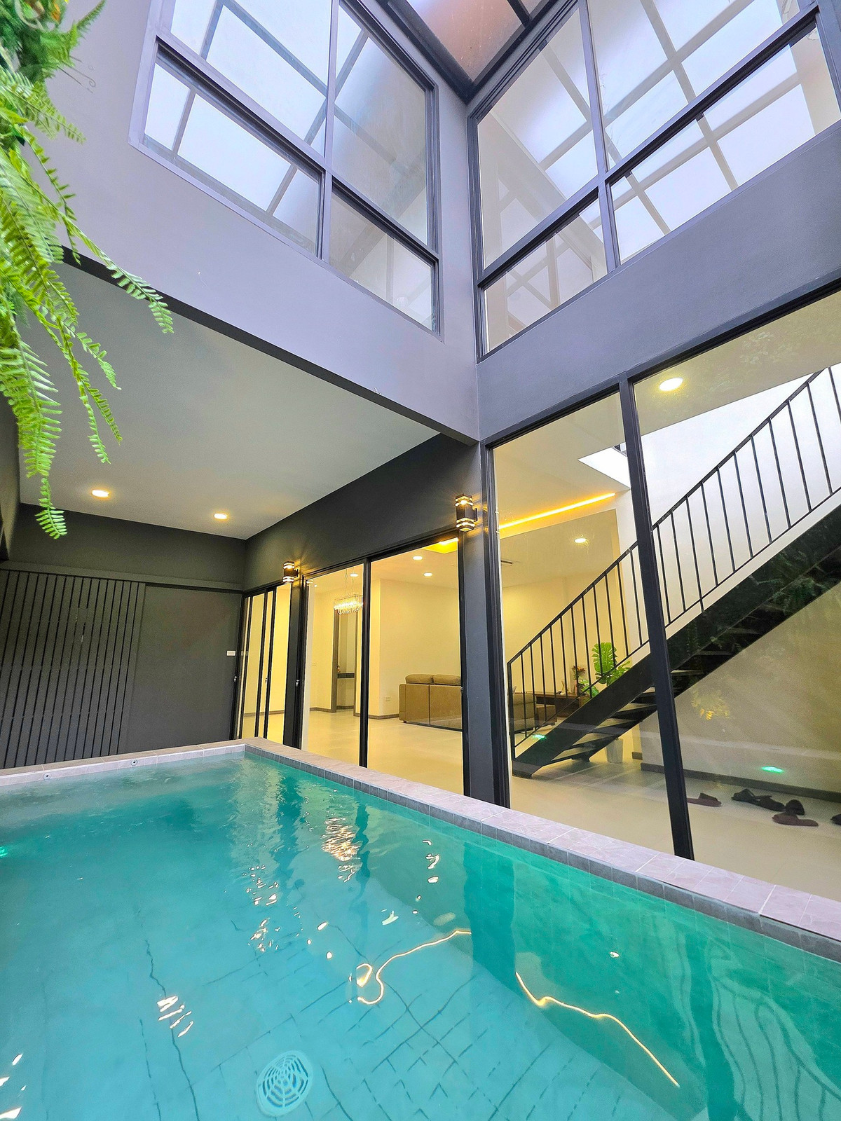 ขายสุขุมวิท อโศก ทองหล่อ : 💥 ขายบ้านเดี่ยวพูลวิลล่า ใจกลางสุขุมวิท ซอยสุขุมวิท 60/1 💥