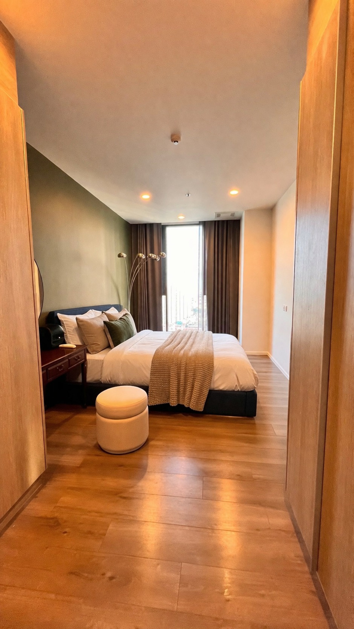 For RentCondoOnnut, Udomsuk : ✨Condo for Rent : Whizdom Essence Sukhumvit (AP-02) ( line : @condo91 )