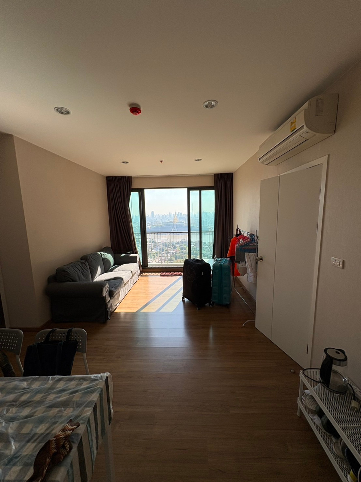 ขายคอนโดปิ่นเกล้า จรัญสนิทวงศ์ : ★ราคาพิเศษมาก ในราคา 5.2 ลบ. ติด MRT บางอ้อ  ใกล้แหล่งช้อปปิ้ง และของกินมากมาย ★ The Tree RIO Bang-Aor Station★