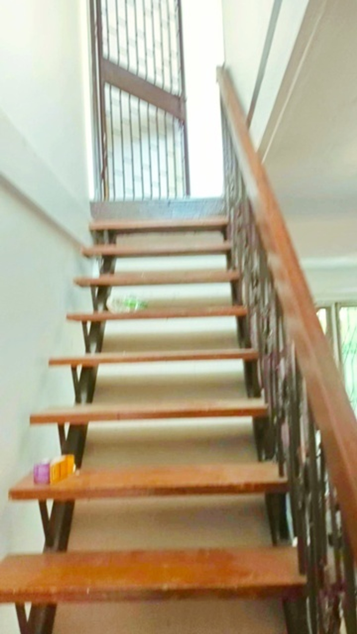 For RentTownhomeRama 8, Samsen, Ratchawat : BTS Saphan Khwai 750m. 25 sq.wa. 200 sq.m.Soi Inthamara 1-8 2-bed 1-bath townhouse near 14,998 B-M