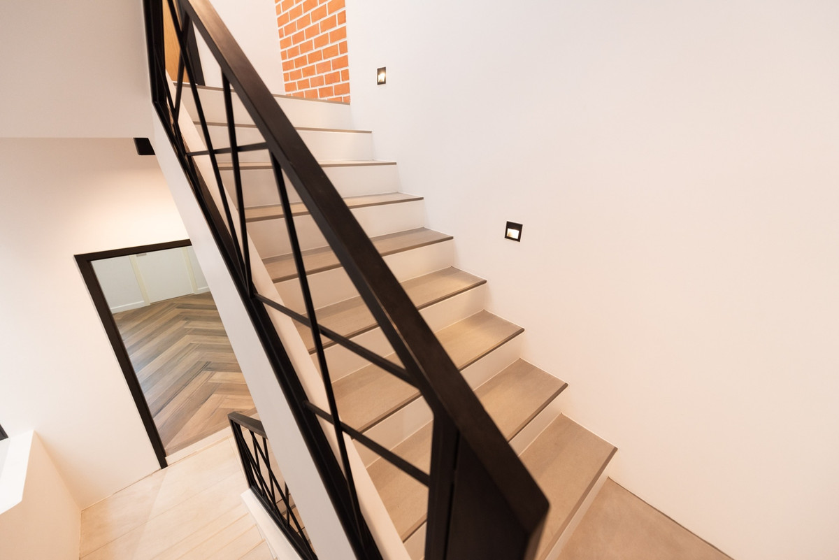 ให้เช่าอาคารพาณิชย์บางนา แบริ่ง ลาซาล : โฮมออฟฟิศ ปรับปรุงใหม่ พร้อมขาย/ให้เช่า – สุขุมวิท ย่านบางนา