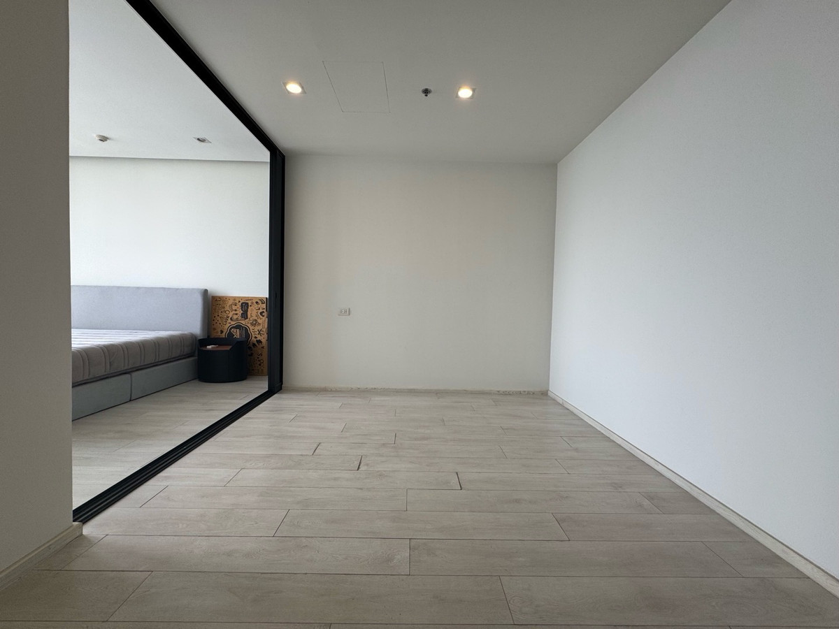 ให้เช่าคอนโดวิทยุ ชิดลม หลังสวน : Noble Ploenchit