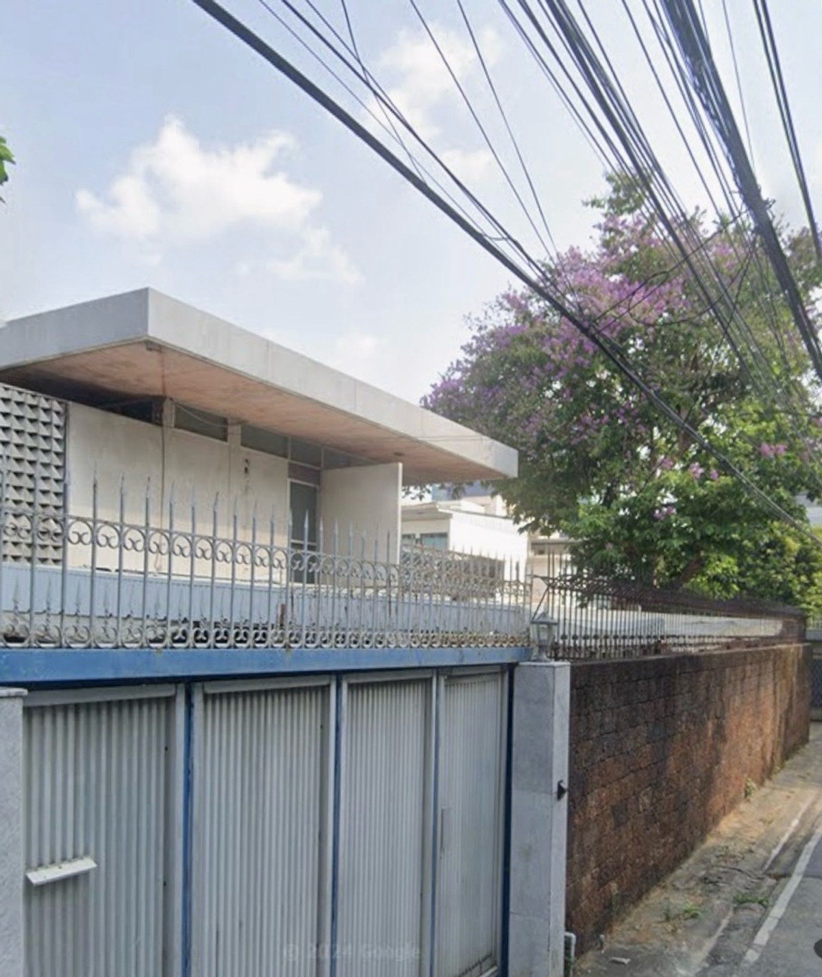 For RentRetail SpaceAri,Anusaowaree : Commercial House for Rent in Ari – Rare Opportunity 