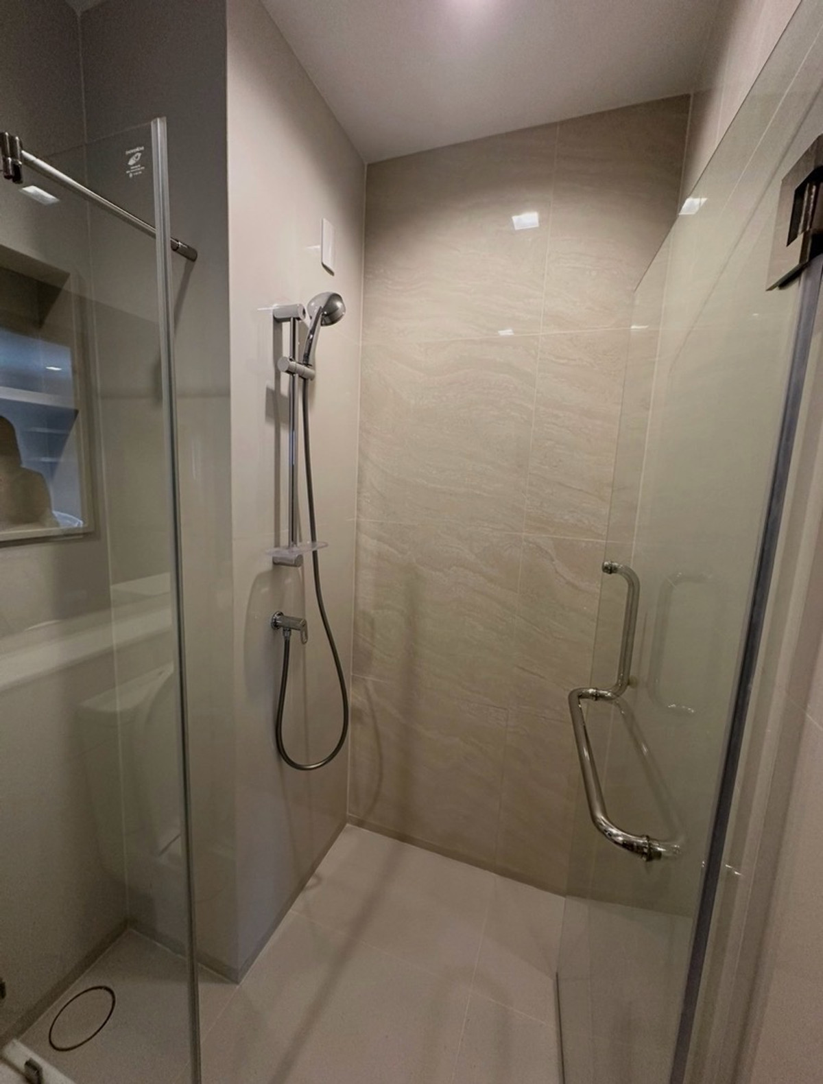 ให้เช่าคอนโดลาดพร้าว เซ็นทรัลลาดพร้าว : for Rent : 1bed1bath Life ladprao valley please call 095-3905490