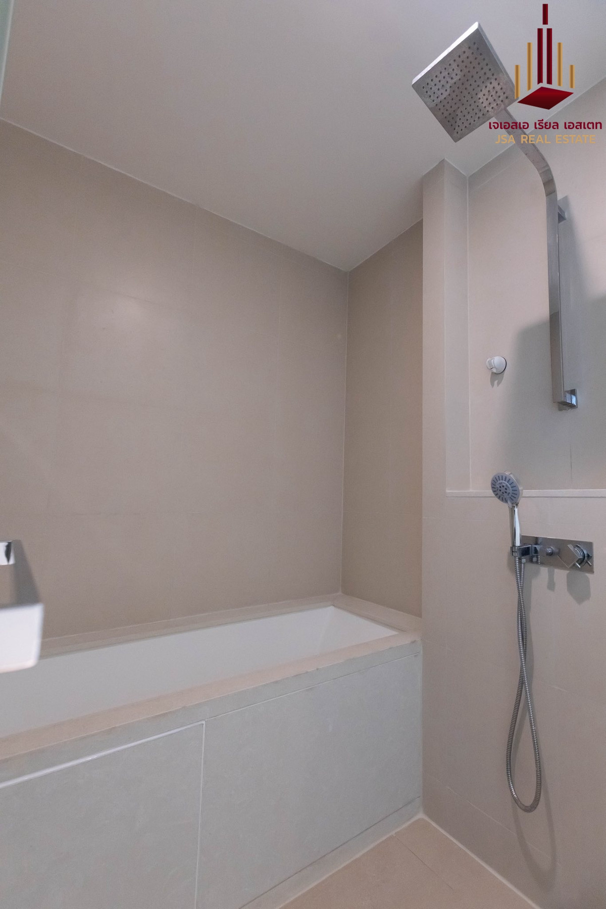 For RentCondoWongwianyai, Charoennakor : ✨ For Rent: The River Condo ✨ 💰 Only 79,000 THB/month