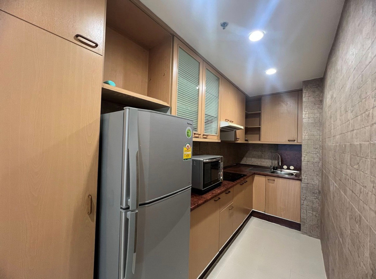 ให้เช่าคอนโดวิทยุ ชิดลม หลังสวน : 🏢 ให้เช่า วิทยุ คอมเพล็กซ์  วิวเมืองโล่ง ห้องใหญ่หายาก ใจกลาง CBD ใกล้ BTS เพลินจิต ✨