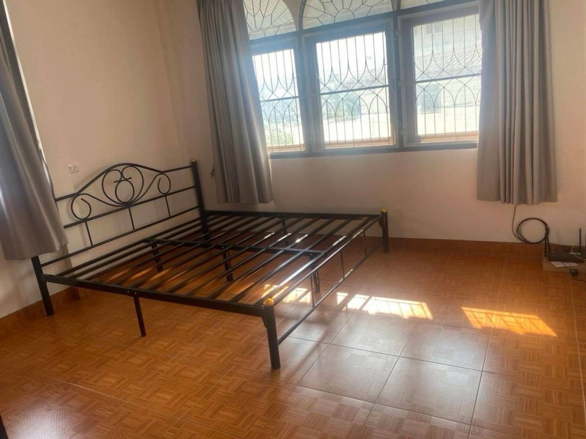 ให้เช่าบ้านโชคชัย4 ลาดพร้าว71 : 🏡ให้เช่าบ้าน 2 ชั้น โชคชัย 4 ซอย 76 มี 3 ห้องนอน 3 ห้องน้ำ 55 ตรว. บ้านหัวมุม (เงียบสงบ)  จอดรถภายในบ้านได้ 4-6 คัน🚗