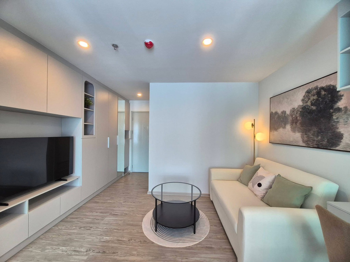 ให้เช่าคอนโดบางนา แบริ่ง ลาซาล : ช่า 1 ห้องนอน 1 ห้องน้ำ รีเจ้นท์ โฮม บางนา (โครงการใหม่)