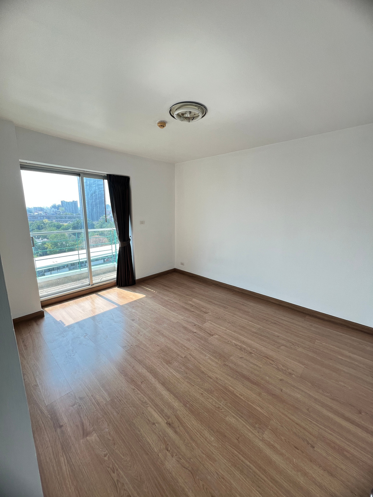 ขายคอนโดเกษตรศาสตร์ รัชโยธิน : 🔥CONDO FOR SELL - ขายด่วน ห้องเปล่าคอนโดศุภาลัยปาร์ค แยกเกษตร 🔥