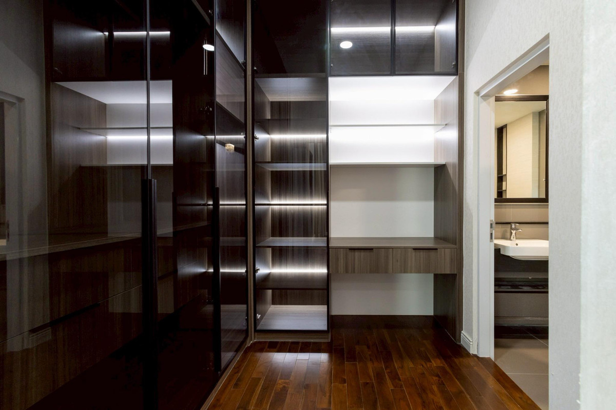 ขายบ้านสมุทรปราการ สำโรง : แกรนด์ บางกอก บูเลอวาร์ด ศรีนครินทร์ / 5 ห้องนอน (ขาย), Grand Bangkok Boulevard Srinakarin / 5 Bedrooms (FOR SALE) FON283