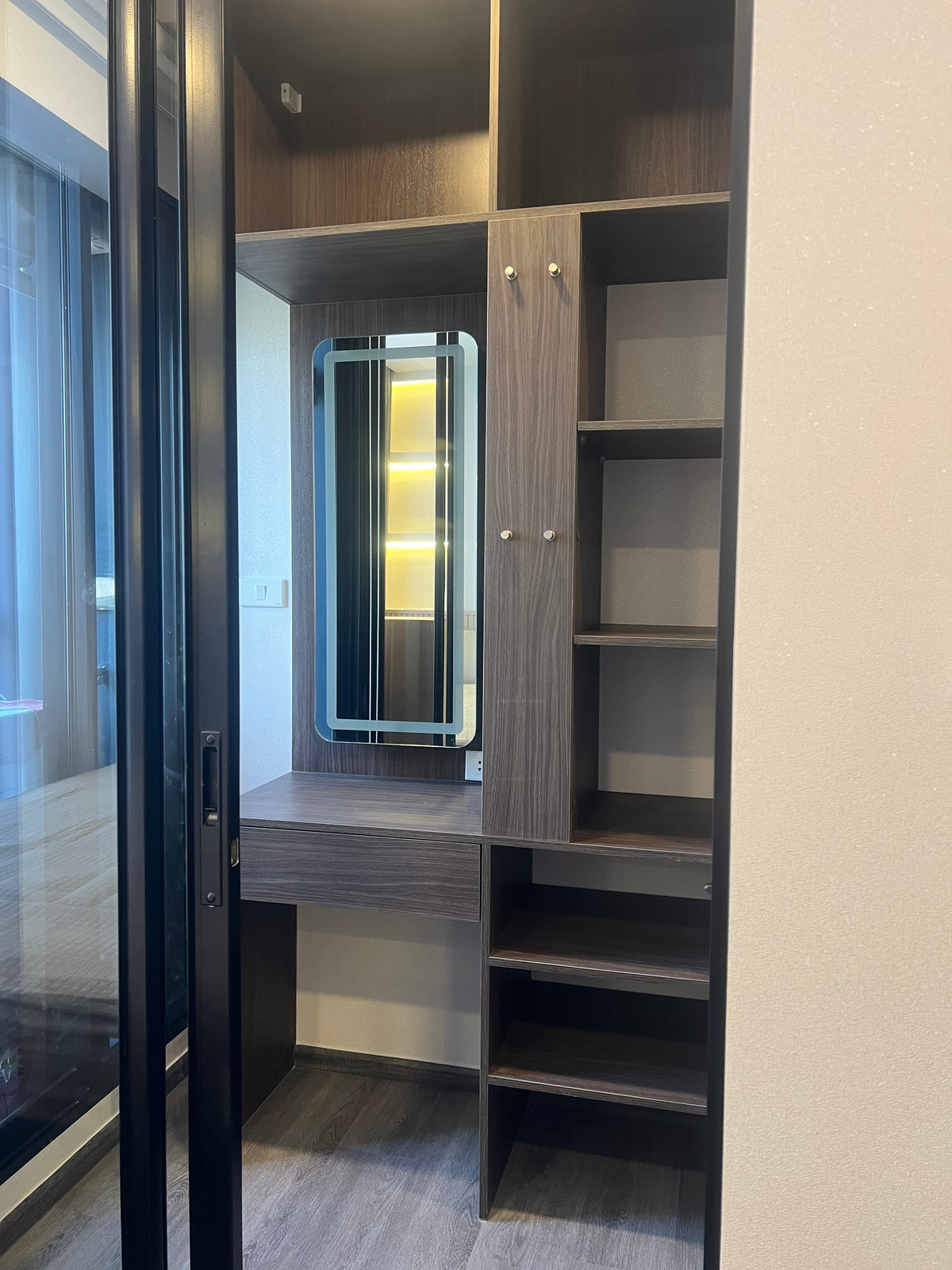 ให้เช่าคอนโดลาดพร้าว101 แฮปปี้แลนด์ : 💎 ยกระดับชีวิตคนเมือง | คอนโดหรูติดถนนใหญ่ ใกล้รถไฟฟ้า 3 สาย 💎