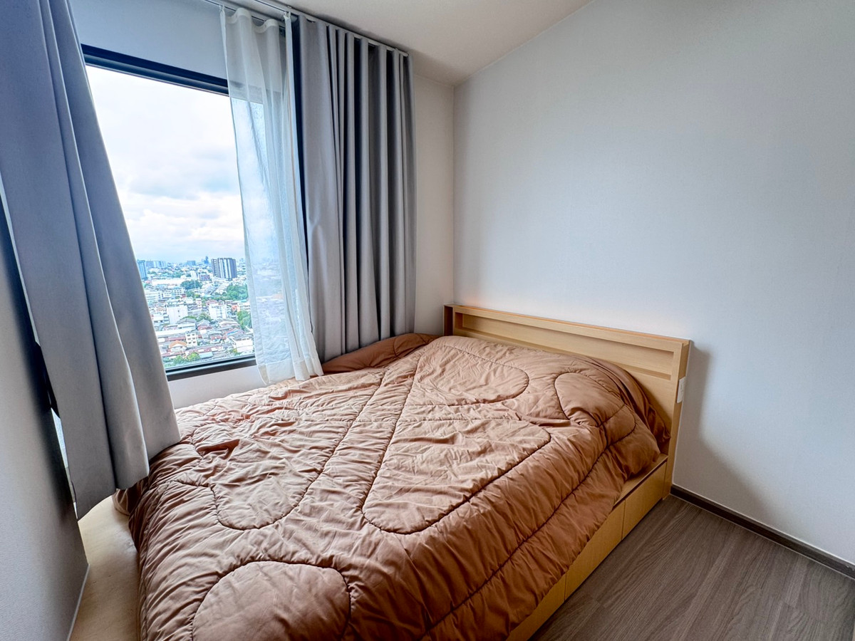 For RentCondoThaphra, Talat Phlu, Wutthakat : Special price, only here, Life Sathorn Sierra, 2 bedrooms, open view, for rent only 19,000/month.