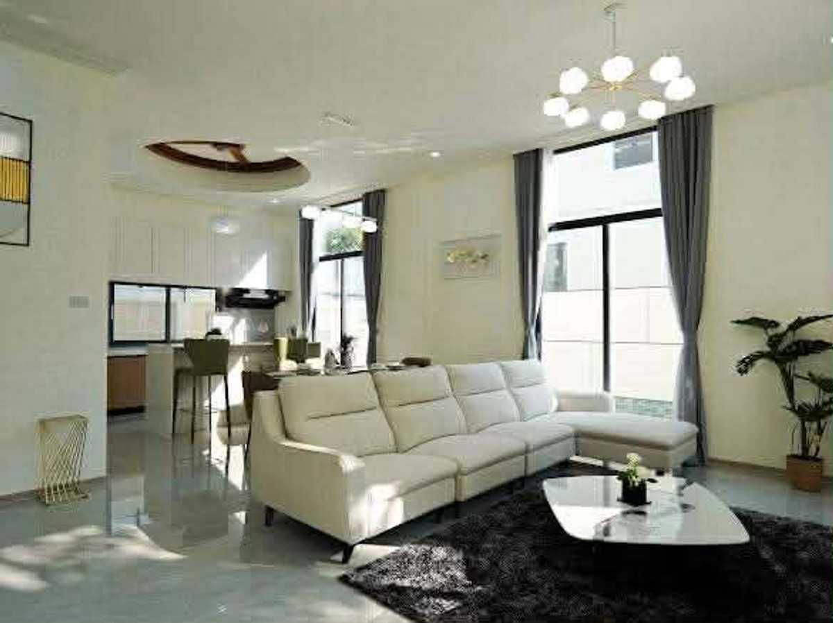 ขายพัทยา บางแสน ชลบุรี สัตหีบ : ขายบ้านเดี่ยวพูลวิลล่าใจกลางเมืองพัทยา โครงการธาดารวดี ทั้งหมด 6 ยูนิต 4 ห้องนอน 3 ห้องน้ำ 2 ที่จอดรถ 1 สระว่ายน้ำ