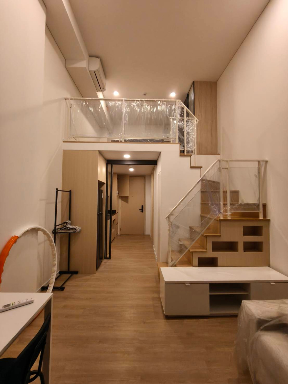 ให้เช่าคอนโดพระราม 9 เพชรบุรีตัดใหม่ RCA : เช่า  1 ห้องนอน Loft  Siamese Rama 9  