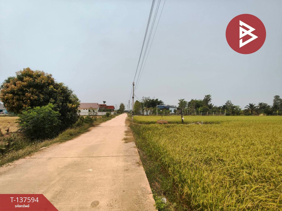 For SaleLandPhitsanulok : Land for sale, area 3 rai 1 ngan 65.8 square wah, Ban Krang Subdistrict, Phitsanulok.