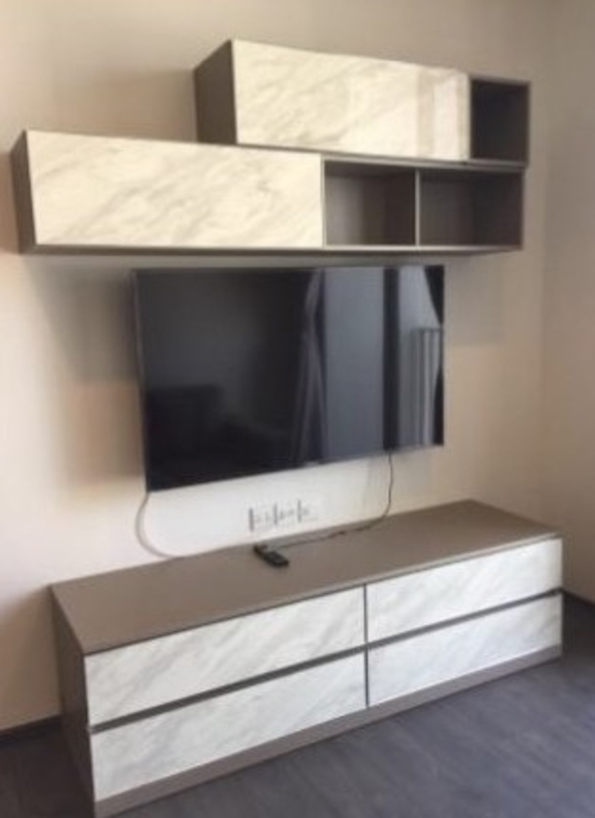 For RentCondoSukhumvit, Asoke, Thonglor : For rent Edge Sukhumvit 23, great deal, don't miss it! Luxury condo Sukhumvit 23, price leaked, specifications only 19,000 only.