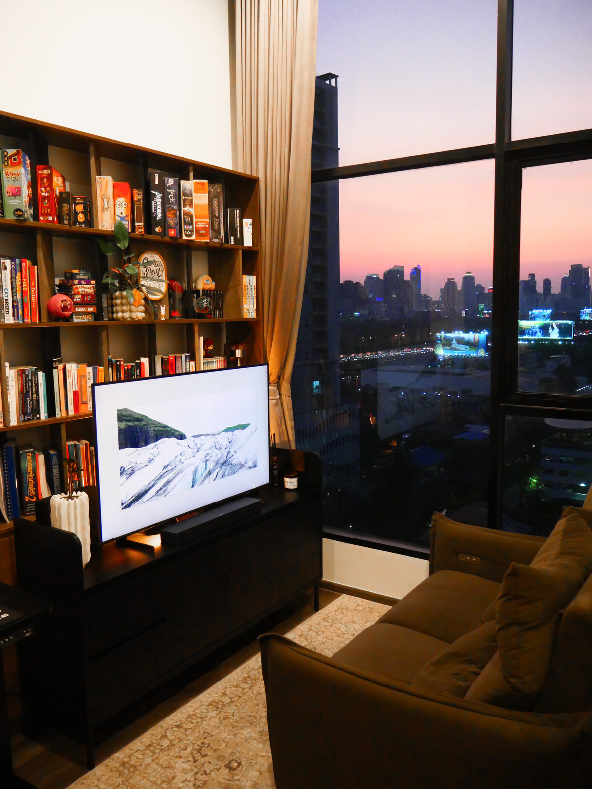 ขายคอนโดพระราม 9 เพชรบุรีตัดใหม่ RCA : KnightsBridge Space Rama 9 / Duplex 1 Bedroom (FOR SALE), ไนท์บริดจ์ สเปซ พระราม 9 / ดูเพล็กซ์ 1 ห้องนอน (ขาย) TARN310