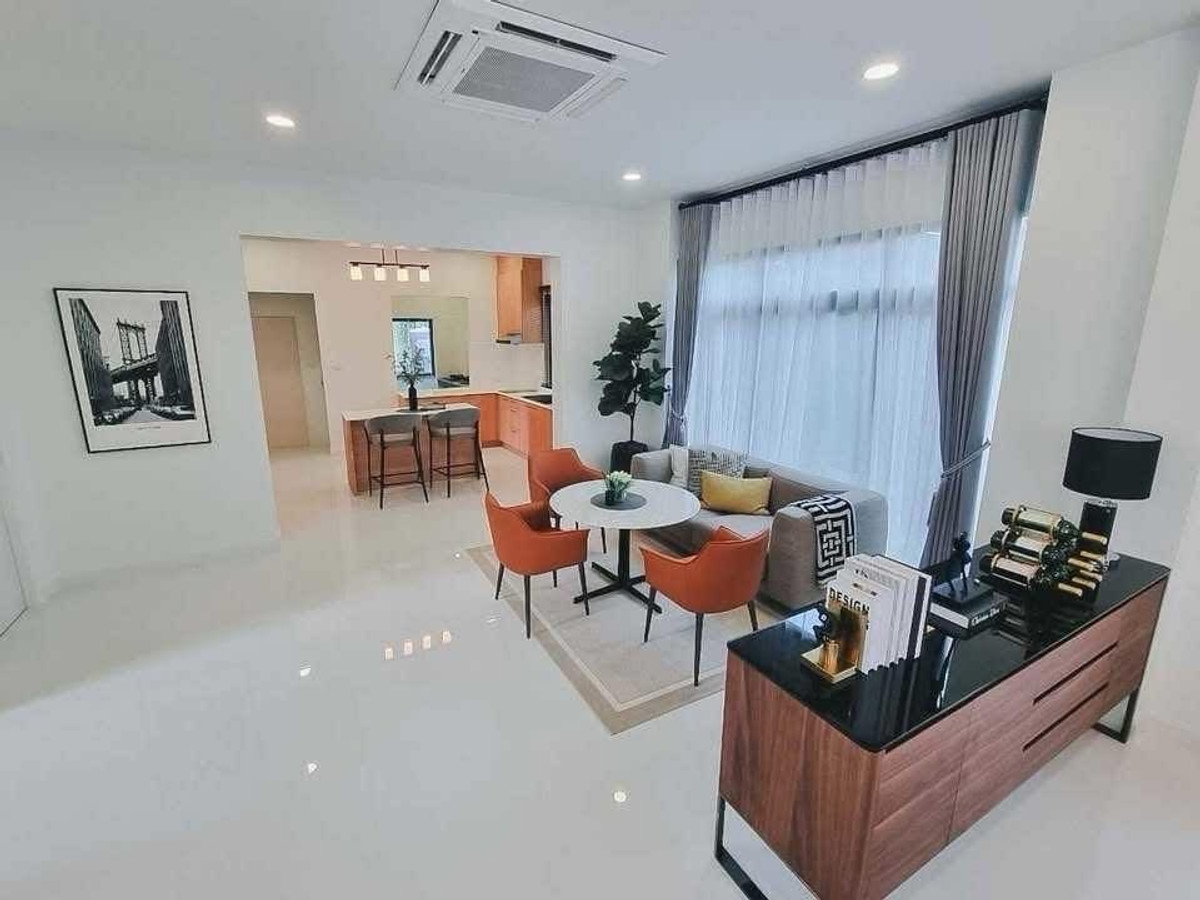 For RentHouseLadkrabang, Suwannaphum Airport : Luxury project for rent, Sukhumvit 77