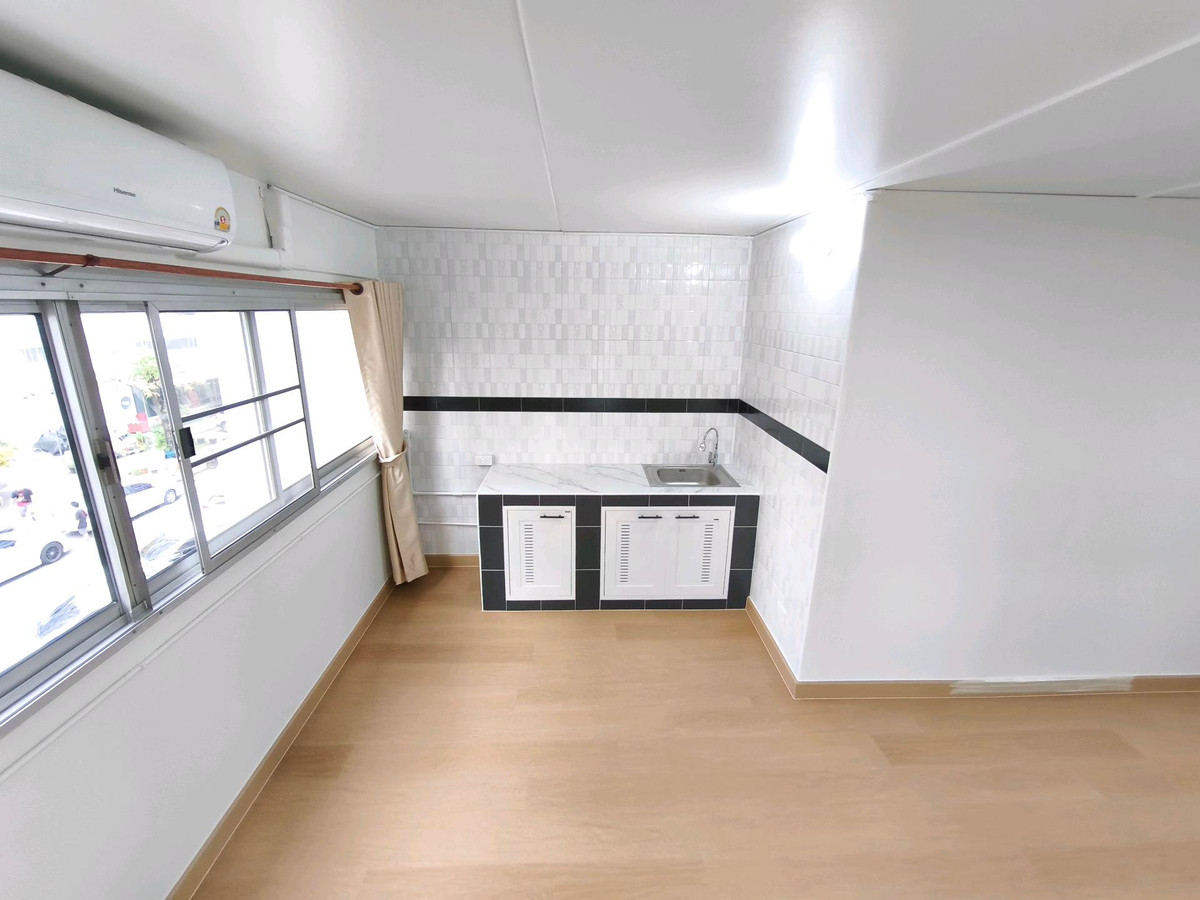 ขายคอนโดแจ้งวัฒนะ เมืองทอง : ขายด่วน! คอนโดเมืองทองC6 ห้องมุม พื้นที่กว้าง 40+ ตรม. เพียง 8.8 แสนบาท