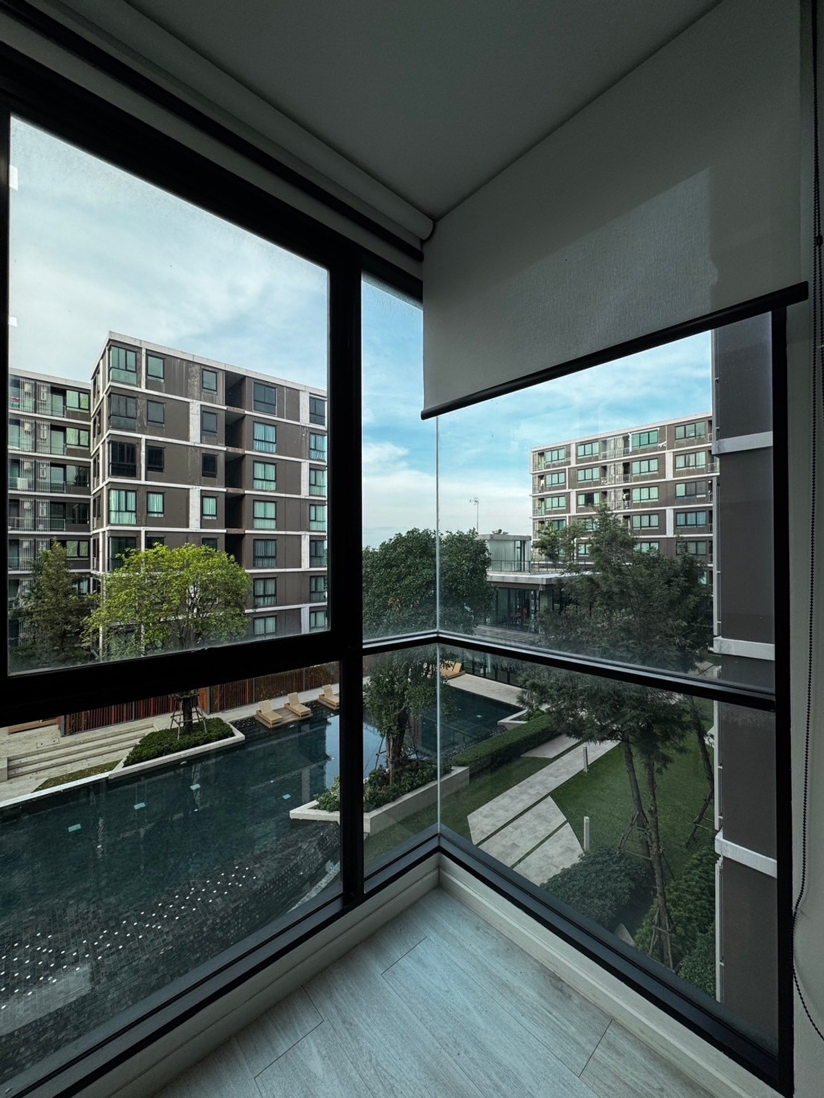 ขายคอนโดโชคชัย4 ลาดพร้าว71 : ขายคอนโด ห้องหัวมุม!! ใกล้ รถไฟฟ้า สถานีโชคชัย 4 ยินดีให้คำปรึกษา จองก่อนได้ก่อน✨แอทโมท ลาดพร้าว 71