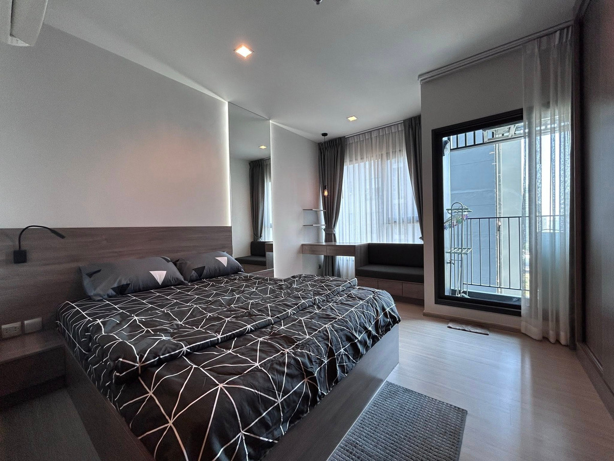 For RentCondoRama9, Petchburi, RCA : Condo for rent near MRT Rama 9 and Airport Link Makkasan | Life Asoke Rama 9 | 1 bedroom, fully furnished, in New CBD location, near Si Rat Expressway.