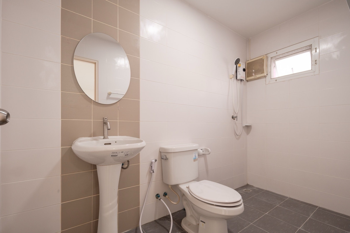 ให้เช่าทาวน์โฮมลาดพร้าว101 แฮปปี้แลนด์ : ทาวน์โฮมทำเลลาดพร้าว พร้อมให้เช่า เฟอร์ครบ ใกล้รถไฟฟ้าทั้งสายสีเหลืองและสายสีส้ม 🚃