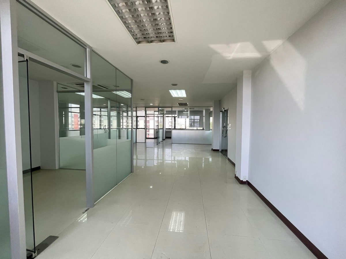 For SaleOfficeBangna, Bearing, Lasalle : Office Building for Rent on Bangna-Trad Road – Ready to Move In 