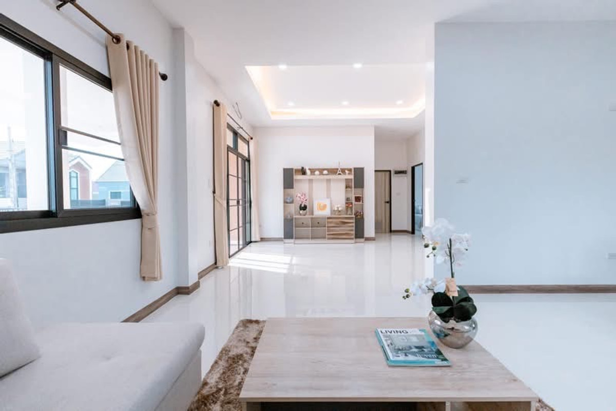 ขายบ้านเชียงราย : ✈️ ด่วน! ขายบ้านเดี่ยวพร้อมอยู่เชียงราย (โซนบ้านดู่) ดีไซน์มินิมอล พื้นที่กว้าง 88.6 ตร.ว. ใกล้สนามบินแม่ฟ้าหลวงเพียง 5 นาที! 🏡