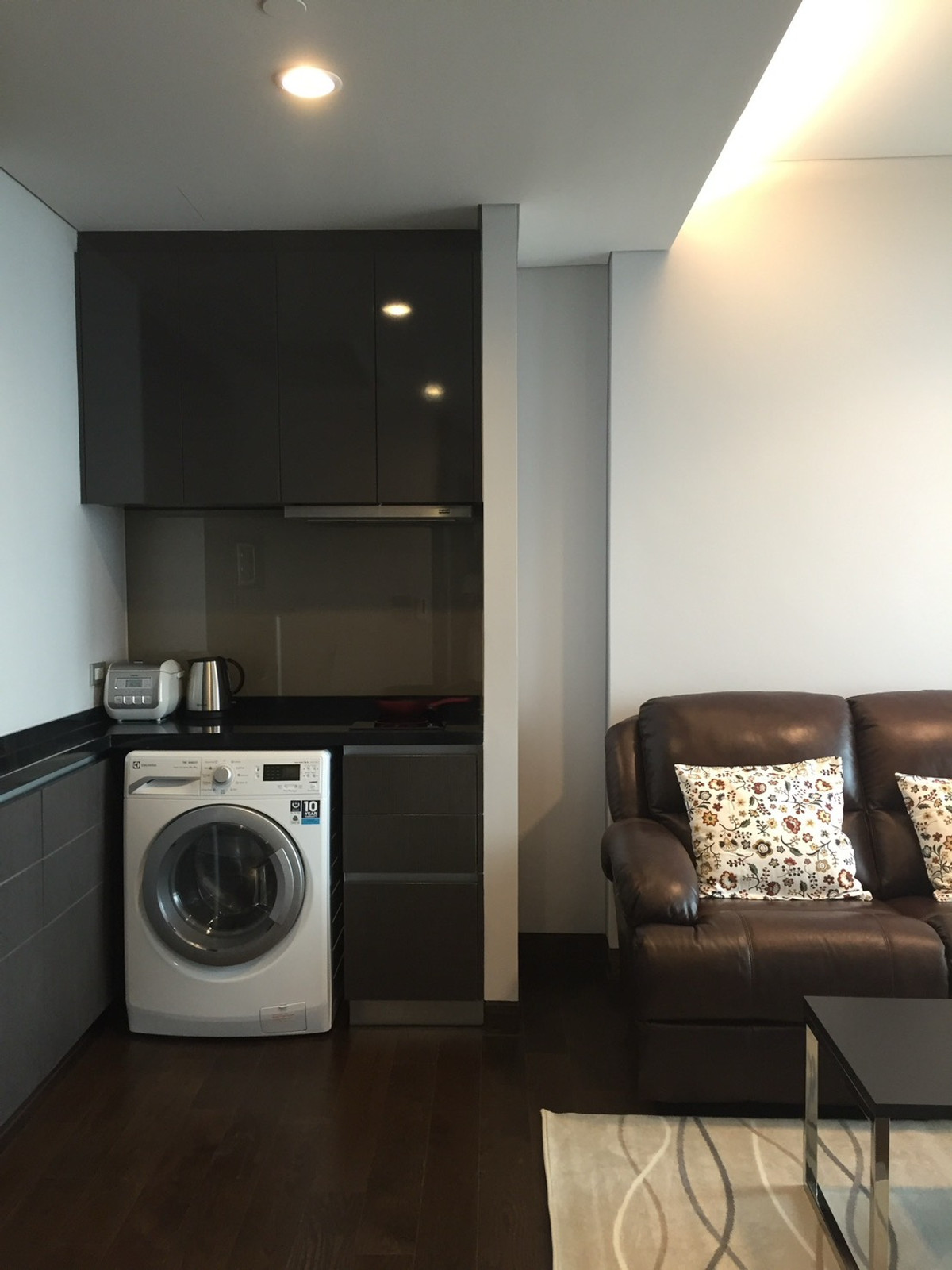 ให้เช่าคอนโดสุขุมวิท อโศก ทองหล่อ : For Rent Condo The Lumpini 24 Fully furnished (S15-20933)  