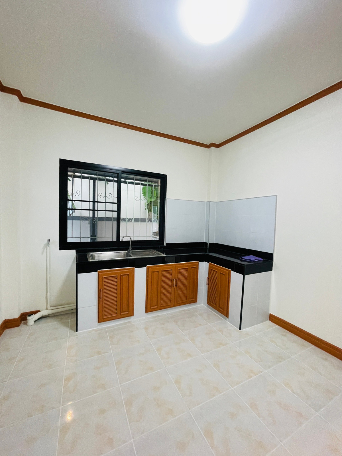 For SaleHouseNonthaburi, Bang Yai, Bangbuathong : Single house for sale, Imperial Laguna 2, Bang Bua Thong, 56 sq m, newly decorated, lots of space, free transfer.