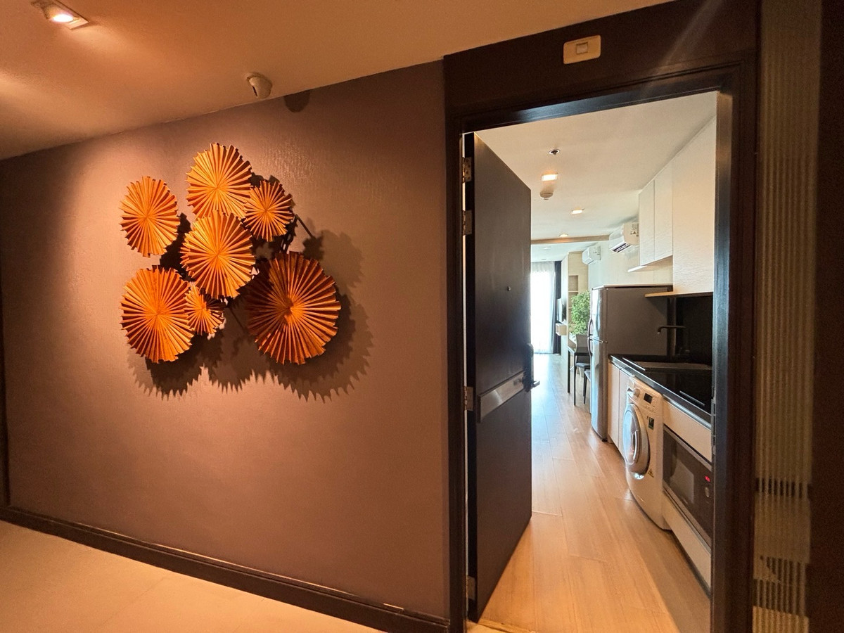 For RentCondoOnnut, Udomsuk : New Luxury Scented Room at Skywalk Residences – Only 22,000 THB/Month! ✨🏙️
รีบเลย ห้องใหม่หอมกลิ่นหรูมาก ที่ Skywalk Residences ใกล้ BTS พระโขนง เดินเพียงไม่กี่นาที 🚆