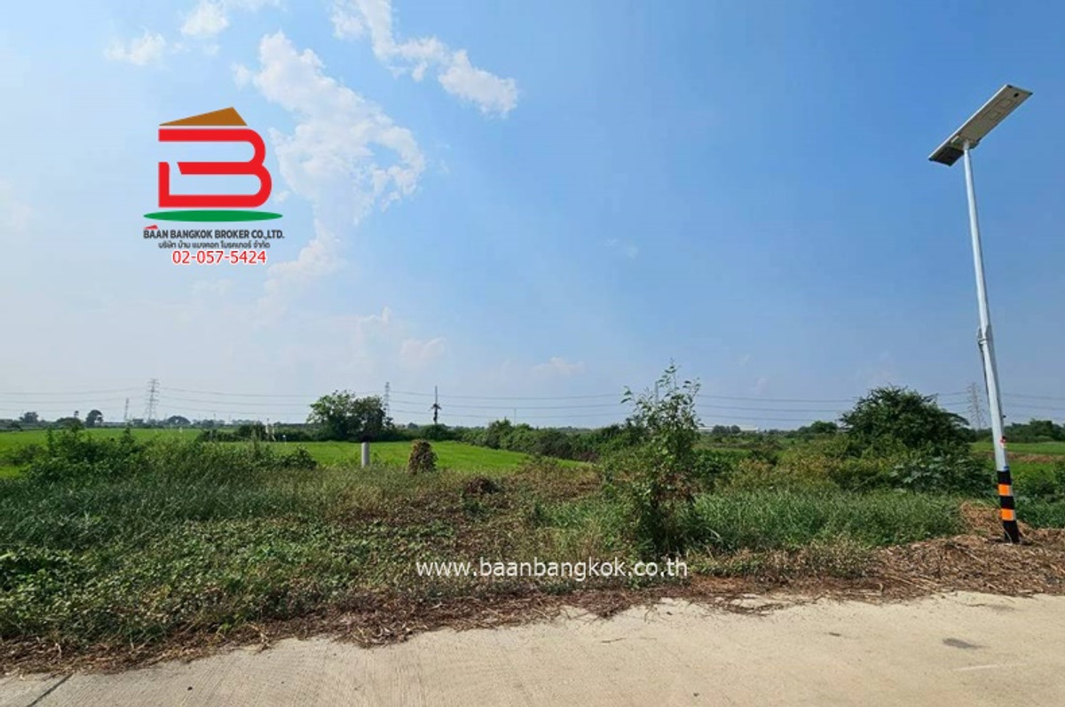For SaleLandNakhon Pathom : Vacant land, Soi Wat Bang Pla, Bang Len-Sai Noi Road, area 4 rai 2 ngan 11 sq m., Bang Len Subdistrict, Bang Len District, Nakhon Pathom Province.
