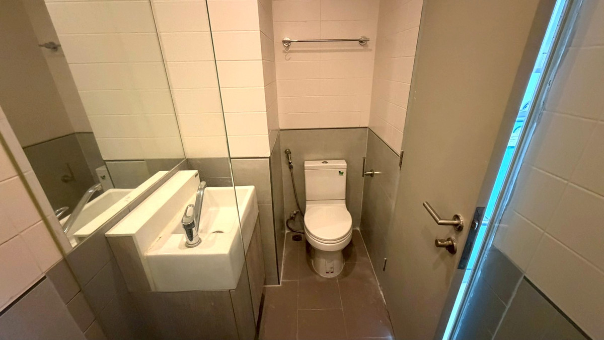 ให้เช่าคอนโดพระราม 9 เพชรบุรีตัดใหม่ RCA : 🔥 คอนโดอยู่สบาย เดินทางง่าย ปล่อยเช่าก็ง่าย…ห้องนี้ครบ จบในที่เดียว🔥 