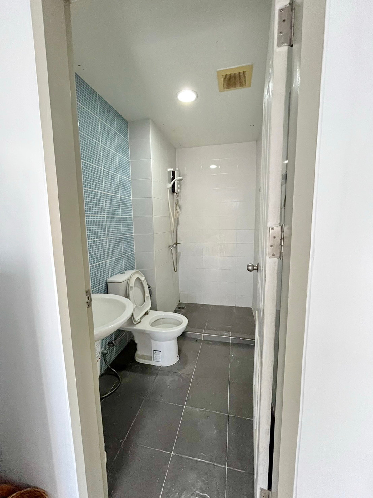 ให้เช่าคอนโดแจ้งวัฒนะ เมืองทอง : ให้เช่า The Kith ติวานนทร์  ใกล้ : รถไฟฟ้า MRT ส่วนต่อขยาย (สวยสีชมพู สถานีปากเกร็ด)