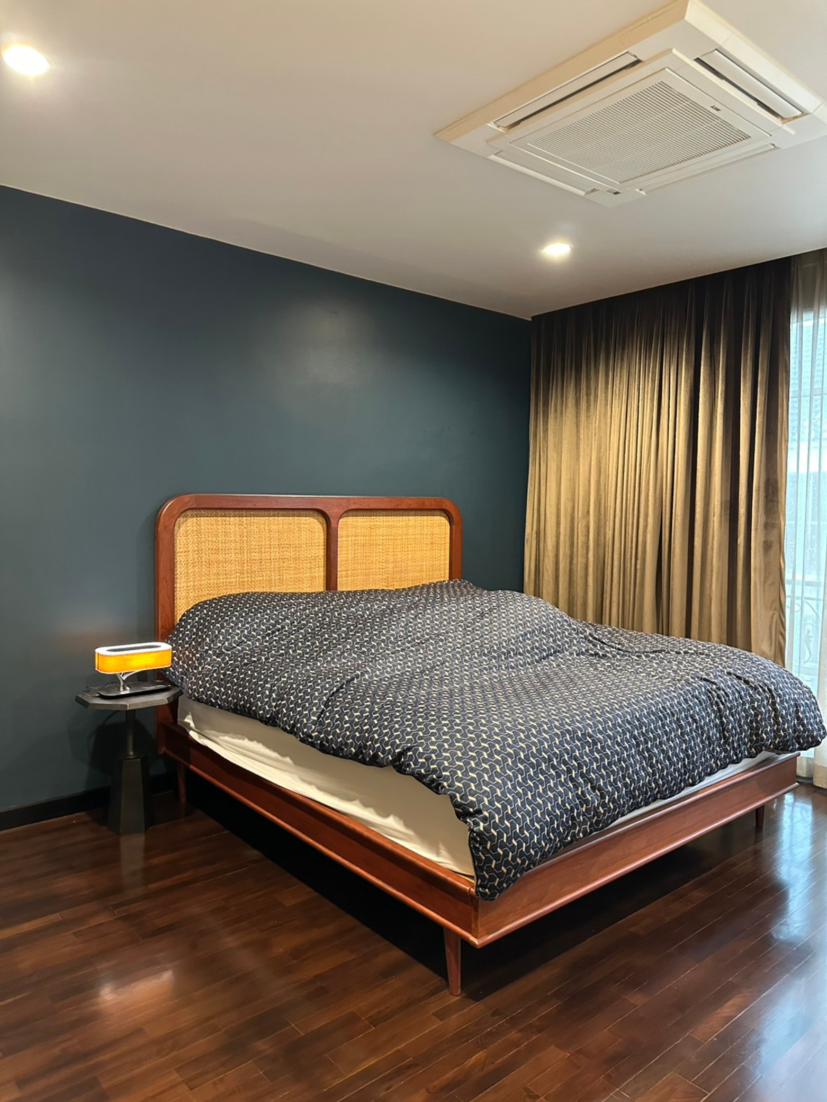 ขายบ้านสุขุมวิท อโศก ทองหล่อ : 🔥For Sale Renovated House in Thonglor! 4+1 Bedroom 370 sq.m fully Furnished Near Donki and BTS Thonglor Tel. 0863692224