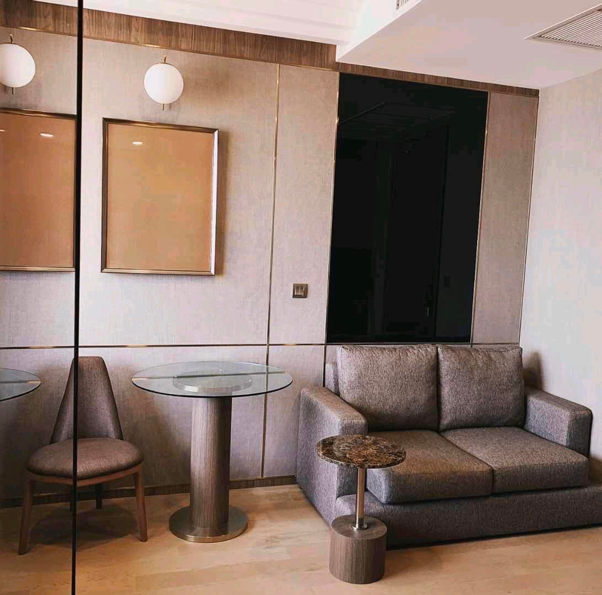 ให้เช่าคอนโดสยาม จุฬา สามย่าน : For Rent​ Ashton​ Chula-Silom​
From MRT Samyan 180 M.