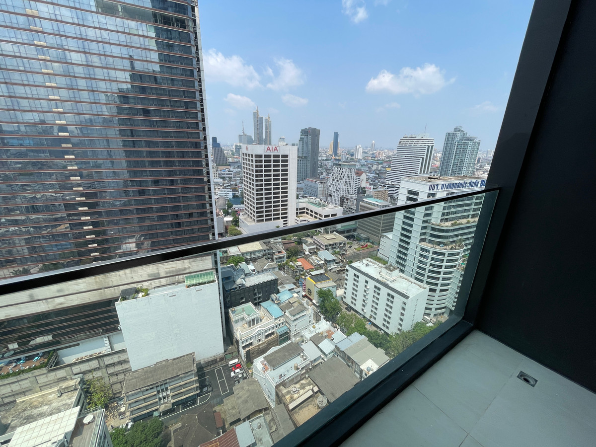 ขายคอนโดสีลม ศาลาแดง บางรัก : [THE PEAK OF SILOM] ASHTON SILOM – Rare 2BR Unit | ชั้น 32 วิวขอบฟ้า ประสบการณ์อยู่คอนโดที่เหมือนอยู่บ้าน 