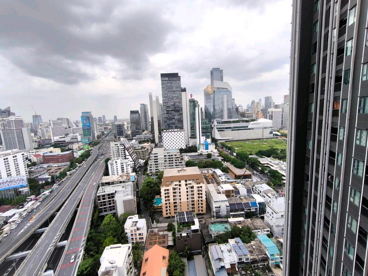 For RentCondoWitthayu, Chidlom, Langsuan, Ploenchit : For rent / Rent Condo Life One Wireless, near BTS Chidlom, BTS Phloen Chit, Central Embassy, ​​Central Chidlom