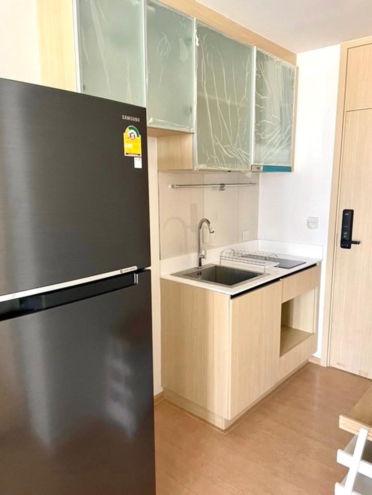 For SaleCondoSukhumvit, Asoke, Thonglor : Condo for sale that allows pets with tenants. Near Ekkamai BTS station