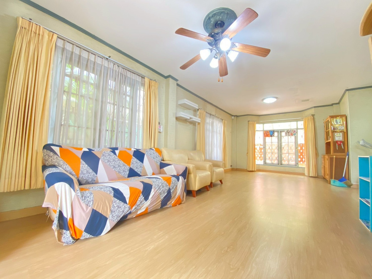 ขายบ้านสมุทรปราการ สำโรง : ขายบ้านเดี่ยว 2 ชั้น พร้อมอยู่ หมู่บ้านวรารมย์ เลควิลล์ บางพลี-สมุทรปราการ บ้านแต่งสวย ต่อเติมครบ | ทำเลดี | 