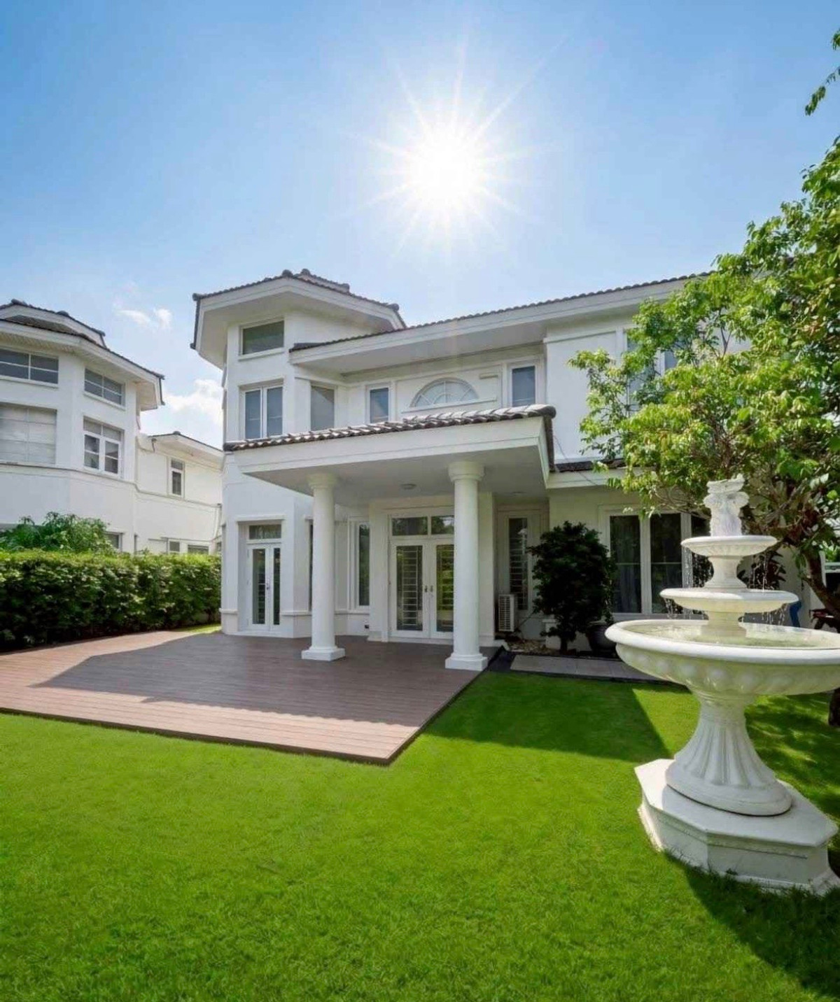 ให้เช่าบ้านโชคชัย4 ลาดพร้าว71 : Luxury House For RENT : Landprao I Exclusive Residence Neat CDC, Central eastville